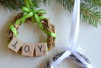 Scrabble Harfleriyle Asma Dalı Yılbaşı Çelenk Süsü