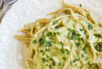 10-Minute Velvety Pesto Pasta