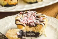 Peppermint Mini Oreo Cheesecakes
