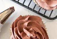 Whip Up The Fluffiest Chocolate Frosting Cocoa Or Melted Chocolate