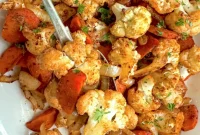 Simple Healthy Chili Roasted Cauliflower and Carrots