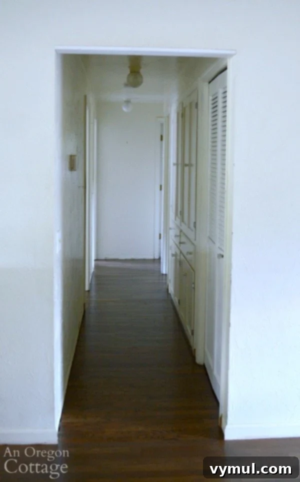 Instant Old-World Charm: Easy DIY Door Trim 3 Plain Hallway Door Before DIY Trim Installation