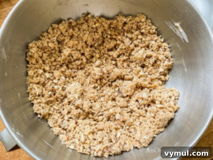 finished crumb topping-rhubarb bars