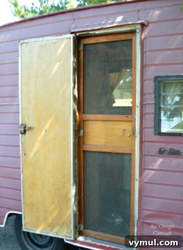 Close-up of the Original Wood Screen Door on a 1957 Dalton Canned Ham Trailer