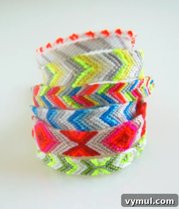 Inventive DIY Presents for Children and Adolescents 8 friendship-bracelets via purl bee