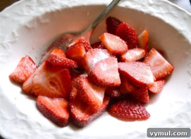 Sliced strawberries for Strawberry Shortbread