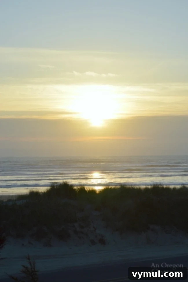 Manzanita Magic: A Reed House Retreat 21 Sunset on Manzanita Beach Oregon