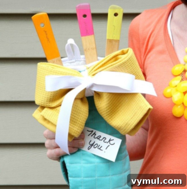 Thoughtful Handcrafted Presents for All Seasons 30 Paint-Dipped-Spoon-Set