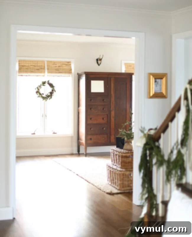 Simple decorating-for-christmas via Julie Blanner