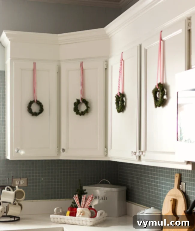 christmas-kitchen-wreaths via it all started with paint