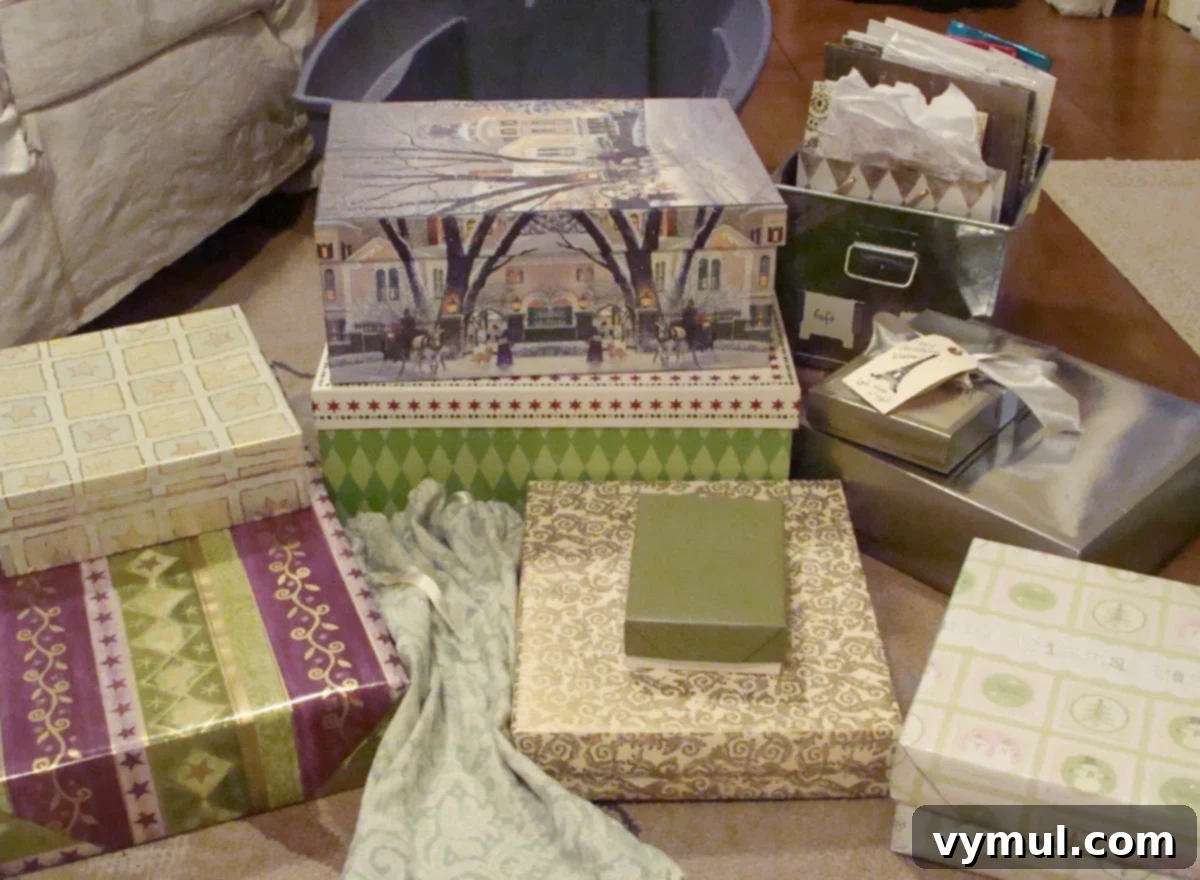 Effortless Christmas Gift Wrapping: Save Time, Save Money, Go Green 3 Collection of reusable boxes and gift bags for an eco-friendly Christmas wrapping system