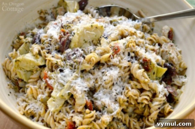Mediterranean Pesto Pasta with Chicken