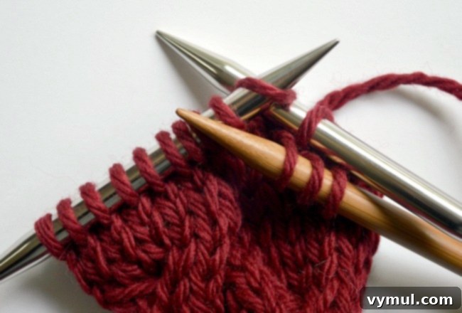 Craft Beautiful Cable Headbands: Free Printable Labels & Step-by-Step Tutorial 5 Knitted cable ear warmer headband step2