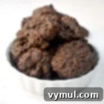 Effortless 3-Ingredient Low Sugar Dark Chocolate Coconut Clusters 8 Low Sugar Dark Chocolate Coconut Clusters