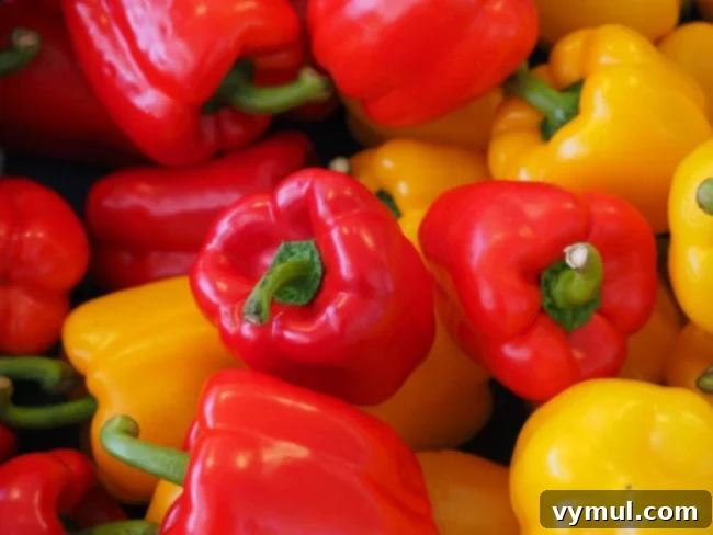 Tatlı Biber Rehberi: Yetiştirmeden Saklamaya Tüm Sırlar 3 Ultimate sweet pepper guide with colorful peppers