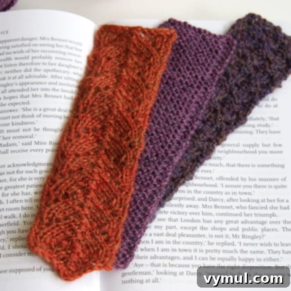 Quick and Free Knitted Gifts 12 Knitted gift-knitted bookmark trio-TricksyKnitter