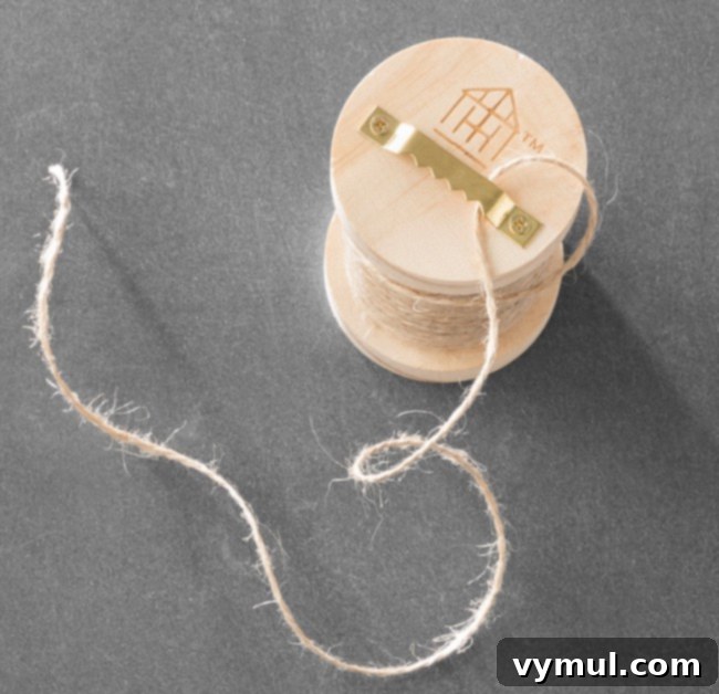 Garden Jute Twine Dispenser