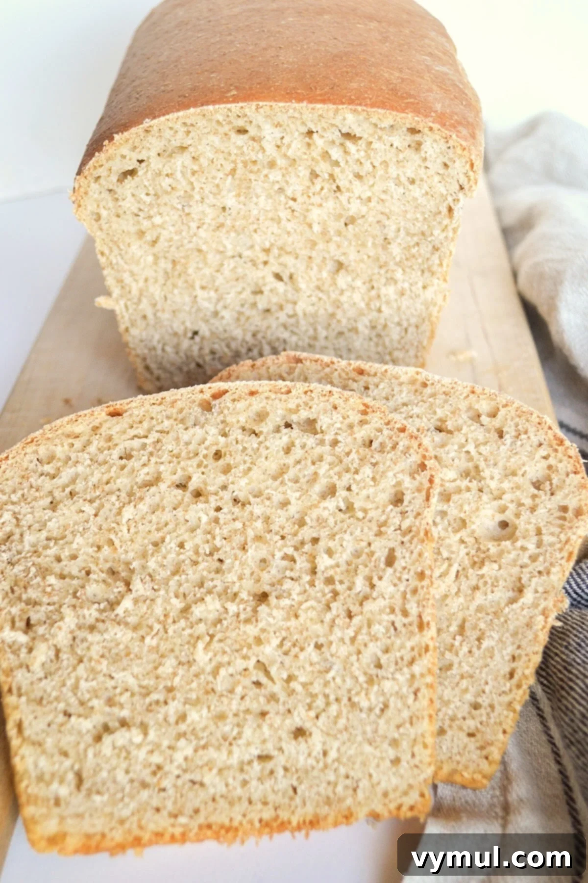 Slicing sourdough sandwich bread