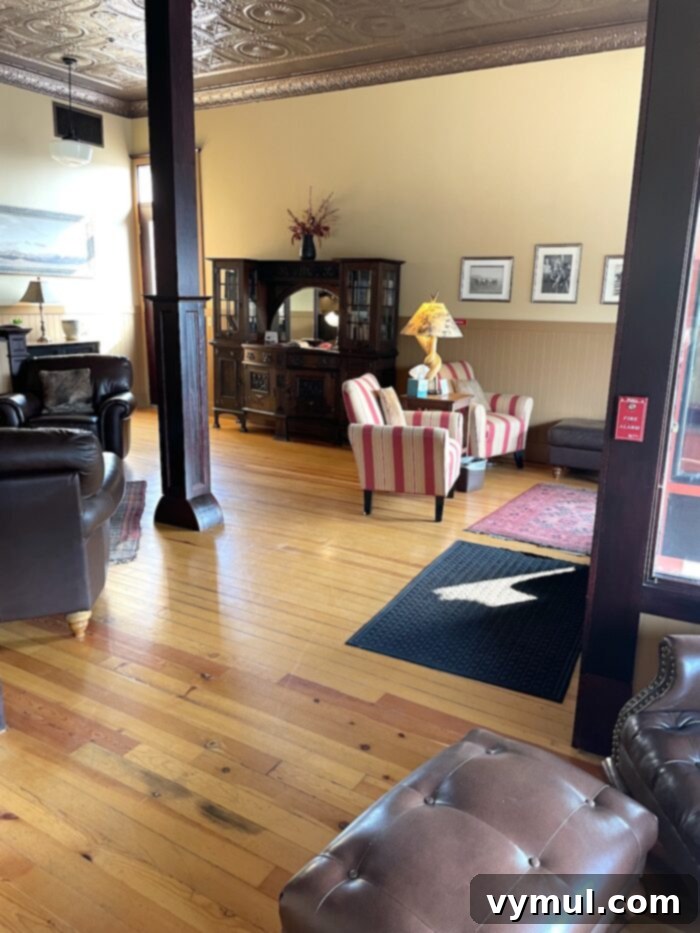 Favorite Finds 43: Historic Charms, Home Updates, and Cozy Comforts 3 Prairie Inn-Prairie City OR