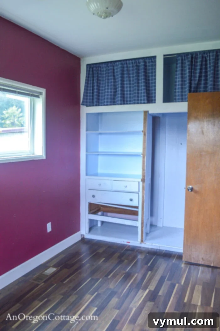 Farmhouse primary bedroom BEFORE-closet