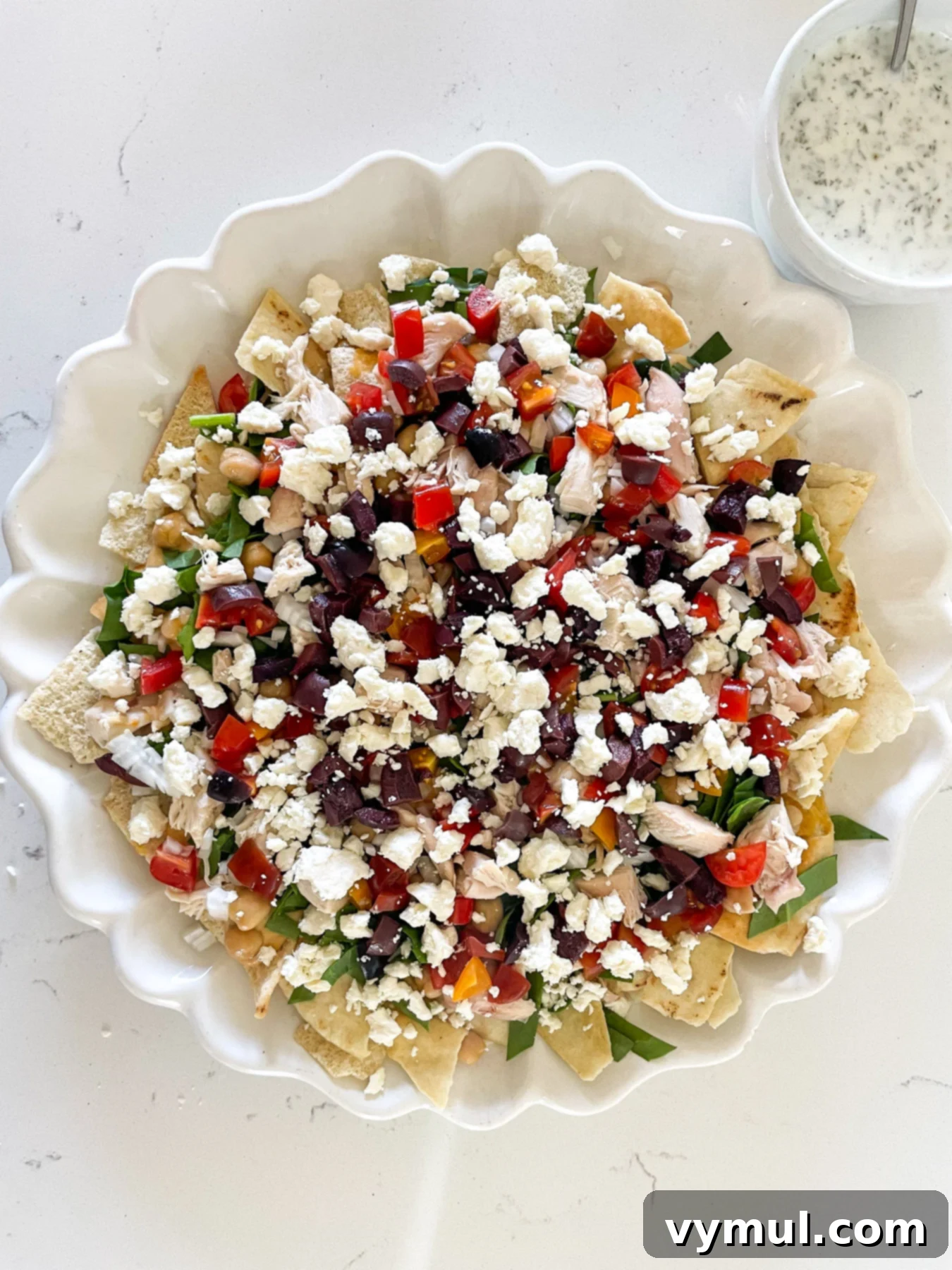 15-Minute No-Bake Greek Nachos 7 vegetables and cheese layers for nachos