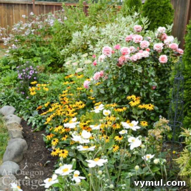 The Organic Gardener's Guide to a Weed-Free Paradise 7 easy flower bed in summer